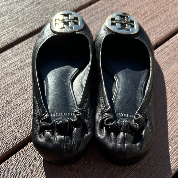 Tory Burch Black Flats with Metallic Emblem - Picture 3 of 7